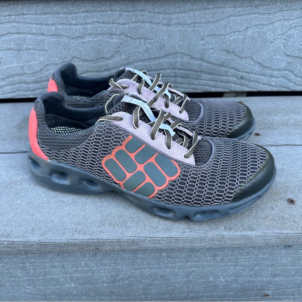 FLAW Columbia Omni-Grip Non Marking Tennis Shoe Sneakers 8.5